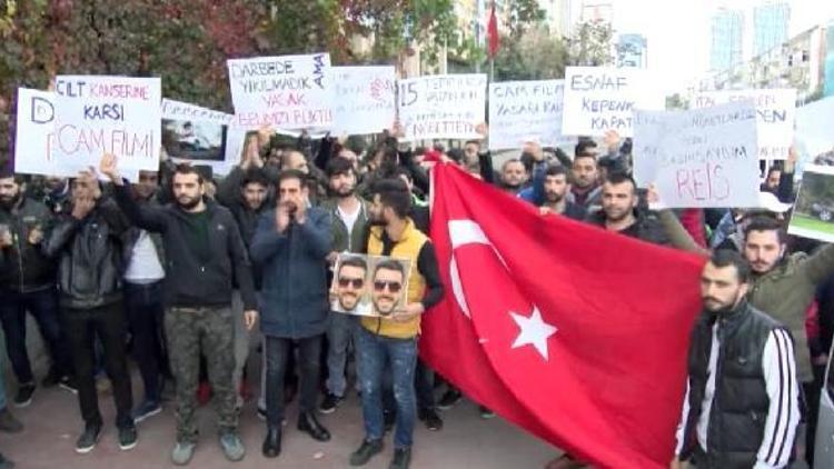 Beşiktaşta cam filmi yasağı protesto edildi