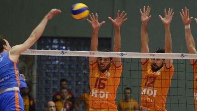 İstanbul BŞB, Galatasaraya set vermedi