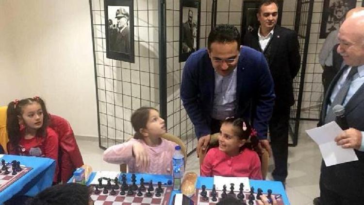 Bornova’da Atatürk Anısı’na satranç turnuvası