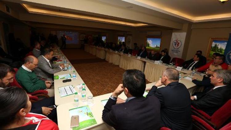 43 spor federasyonunun başkan ve temsilcileri Boluda buluştu