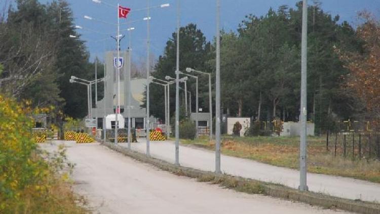 Amasya’da 20 astsubaya FETÖ’den gözaltı