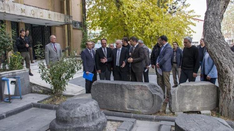 Vali Zorluoğlu, Kültür ve Turizm Müdürünü ziyaret etti