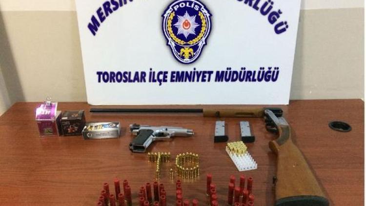 Mersin polisi kanun kaçaklarına göz açtırmadı