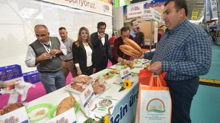 Büyükşehir Belediyesi, projelerini Tarım Fuarında tanıttı