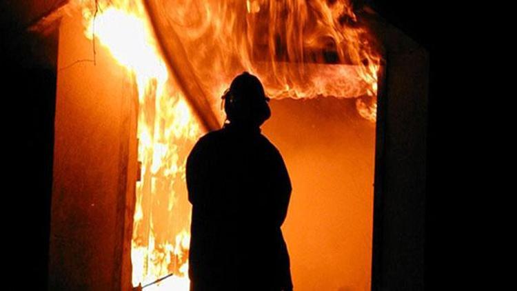 Eşini yatak odasına kilitleyip evi ateşe verdi O koca için yeni karar