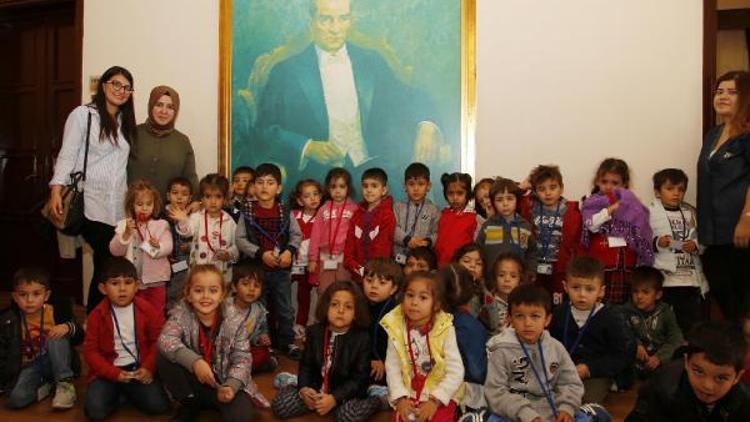 Kreş öğrencileri Atatürk Evinde