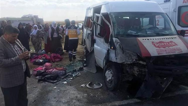 Mardinde öğrenci servisi kaza yaptı