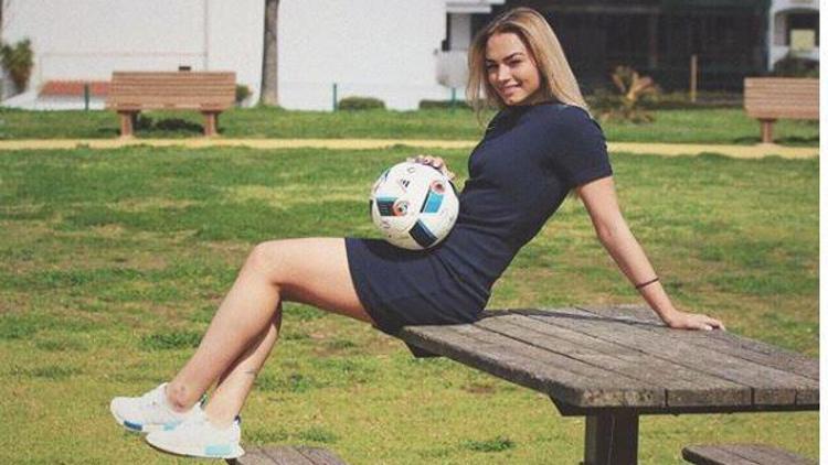 Rus yıldız futbolcunun transferi için sponsor aranıyor