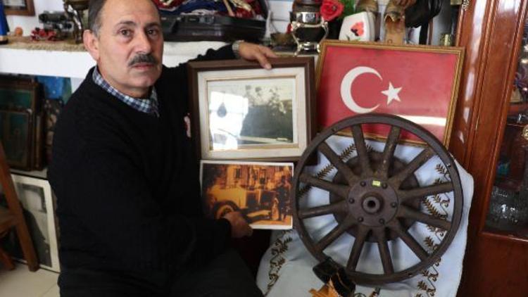 Atatürkün kullandığını öne sürdüğü otomobilinin tekerleğini 15 yıldır saklıyor