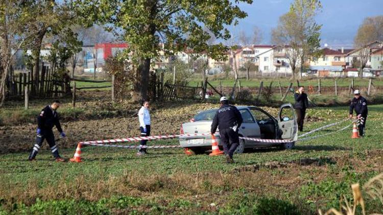 Otomobille takip ettiği kardeşini öldürdü