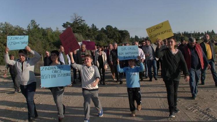 Ilıcada cezaevi protestosu