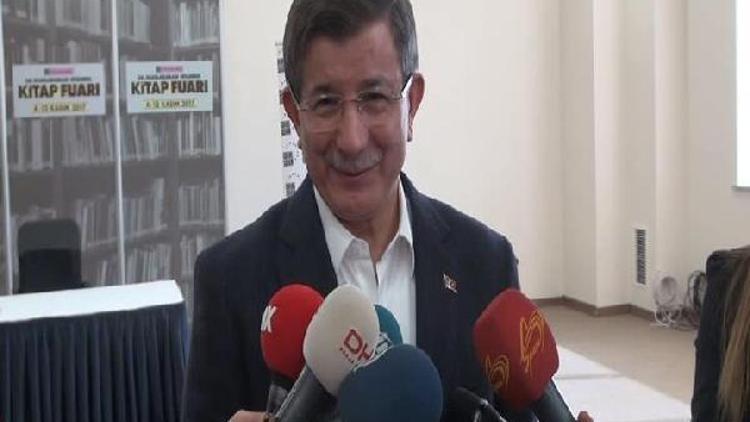 Davutoğlu: Dış ve iç politika hatlarının belirsizleştiği bir dönemden geçiyoruz