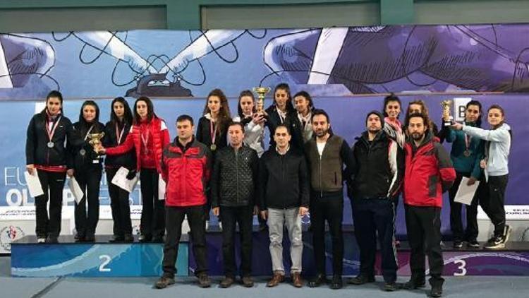 10 Kasım Curling Kupası sahiplerini buldu