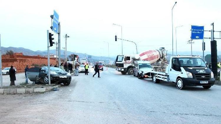 Osmancıkta kaza: 4 yaralı