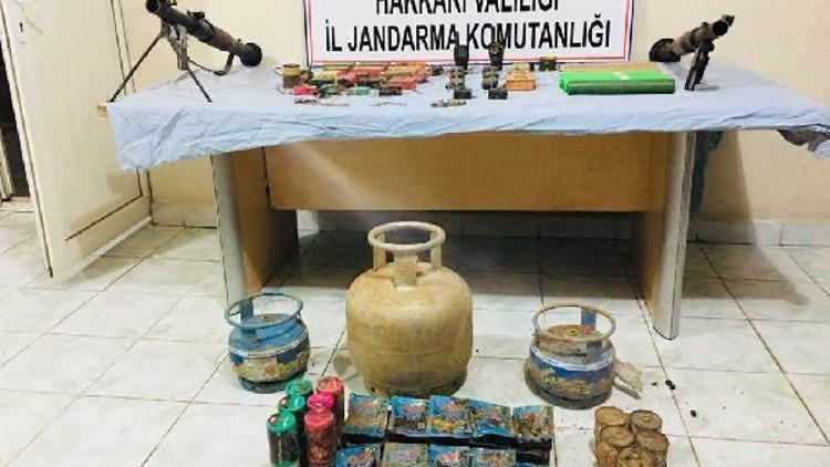 Yüksekova ve Şemdinlide PKKya ait silah ve mühimmat ele geçirildi