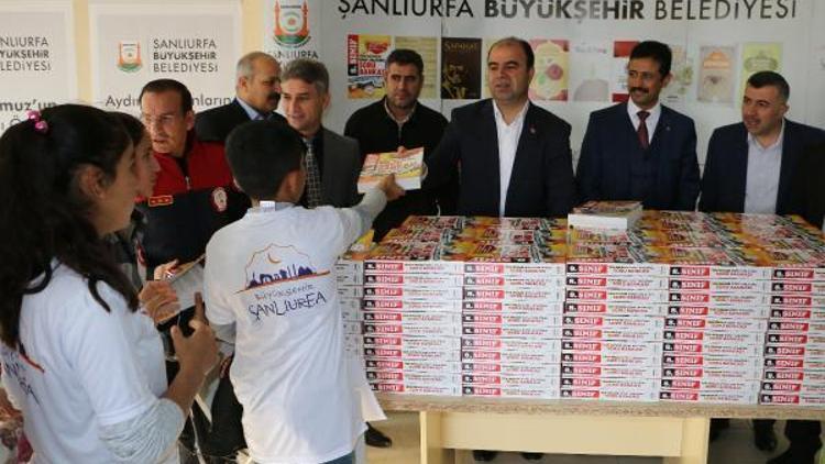 Büyükşehir Belediyesi 5 bin kitap dağıttı