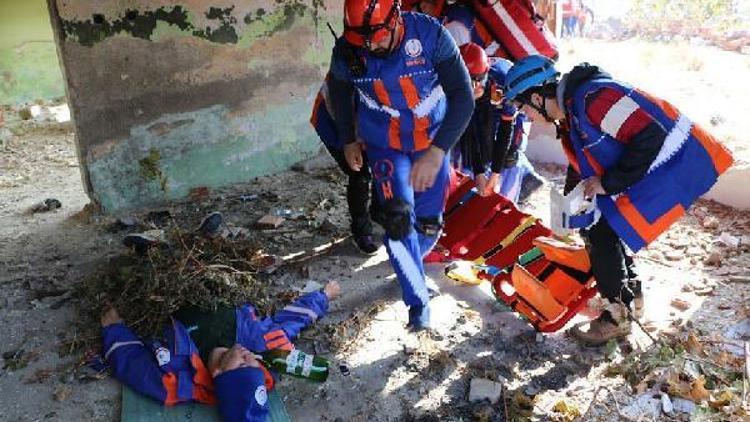 UMKE eğitimi, deprem tatbikatı ile sona erdi