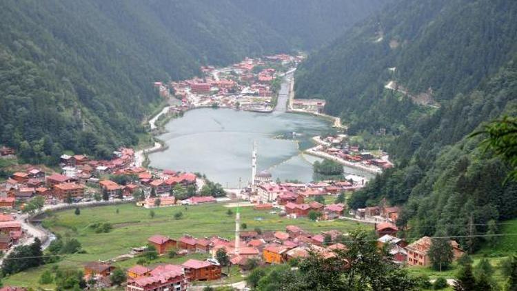 Uzungöle seyir terasından bakılacak