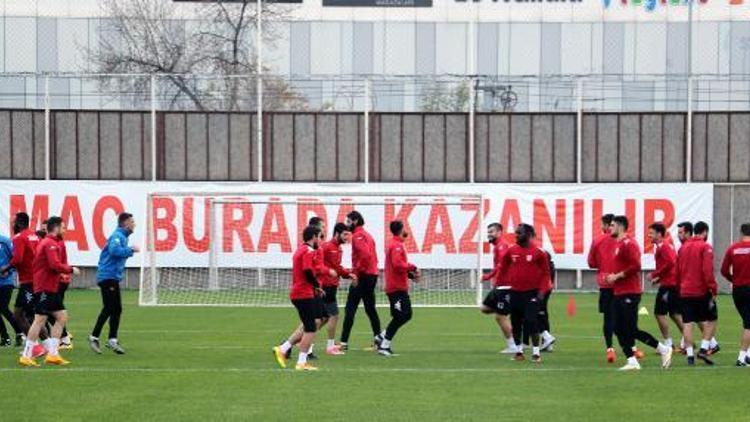 Samsunspor, Adanasporu yenerek seri yapmak istiyor