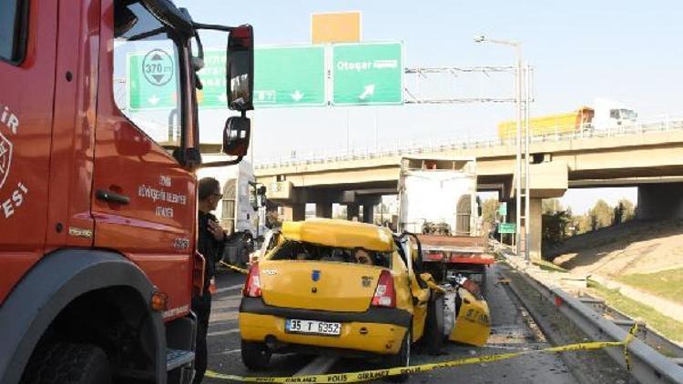 TIRa arkadan çarpan taksinin şoförü öldü