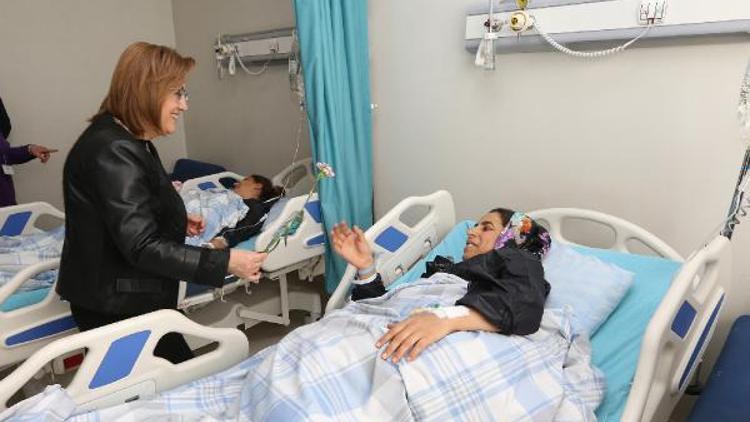 Şahin, İnayet Topçuoğlu Hastanesini inceledi