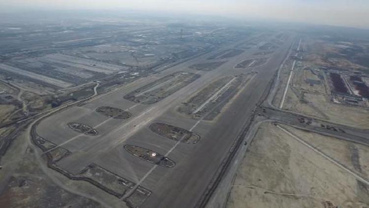 Fotoğraflar // Bakan Arslan, 3. havalimanının yüzde 73ünün tamamlandığını açıkladı
