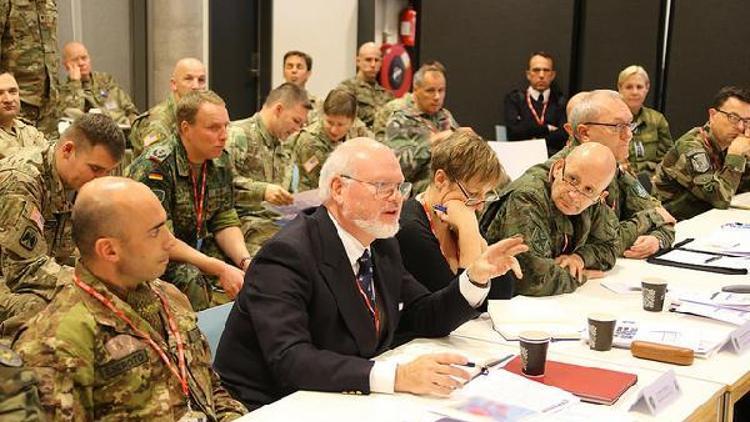 NATO Müşterek Harp Merkezinde düzenlenen masaüstü tatbikattan fotoğraflar