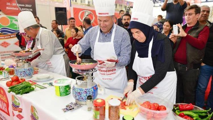 Muhtarlar, en iyi menemeni yapmak için yarıştı