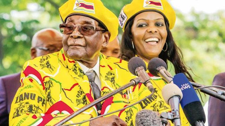 Mugabe’nin azli için düğmeye basıldı