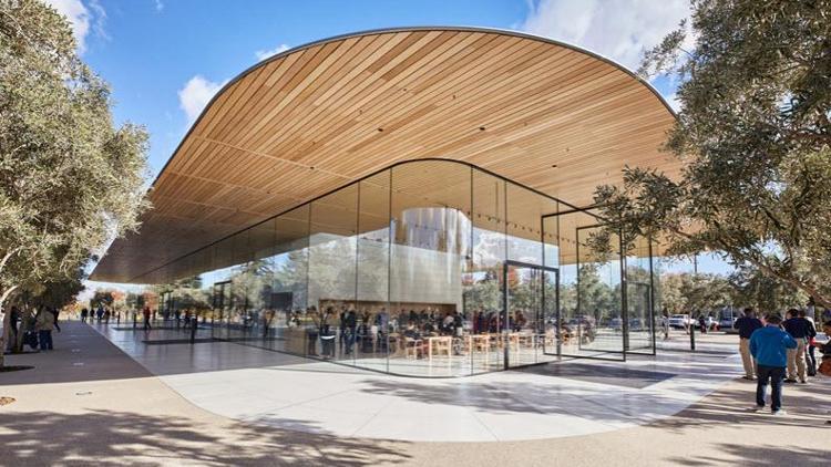 Apple Park kapılarını herkese açtı