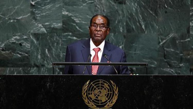 Mugabe istifa etti