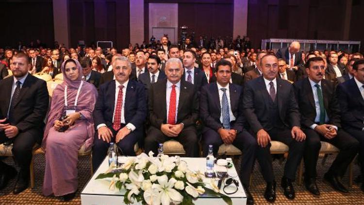 Başbakan Yıldırım: Türkiyenin 2023 e-ticaret hedefi 350 milyar lira
