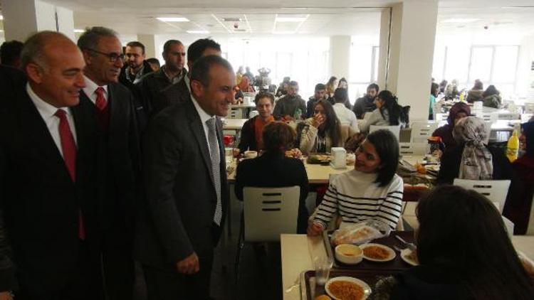 Munzur Üniversitesindeki bin 62 öğrenciye ücretsiz öğle yemeği verilecek