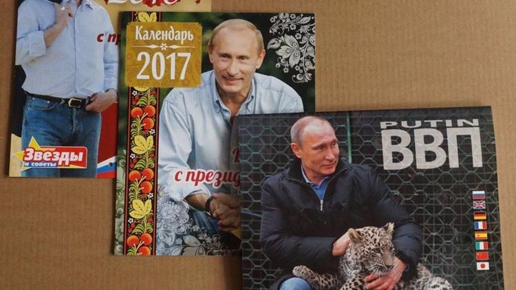 Putine özel takvim çıkarttılar