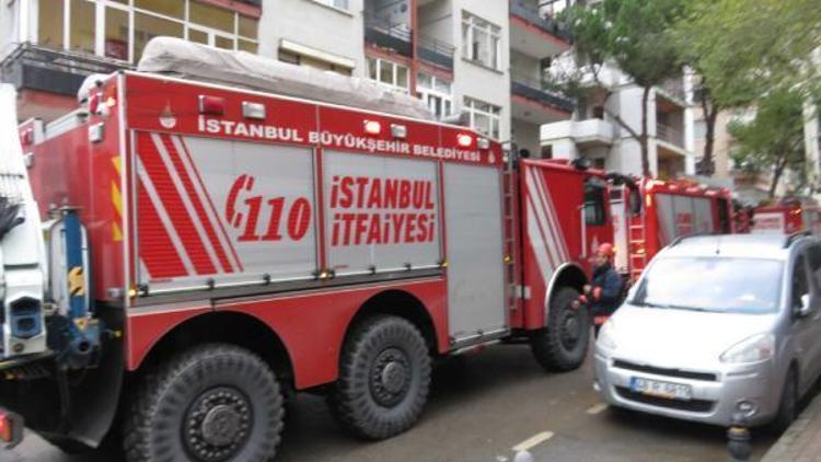 Merdiven çöktü işçi altında kaldı