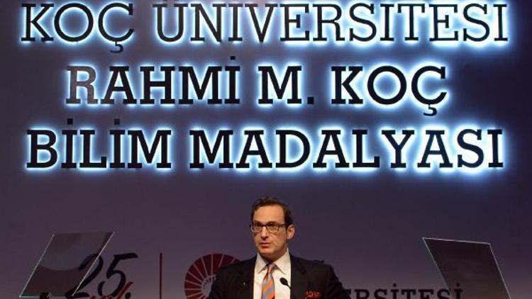 Rahmi M. Koç Bilim Madalyasi Prof. Dr. Daron Acemoğlu’nun oldu