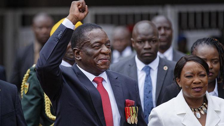 Zimbabvede yeni devlet başkanı göreve başladı