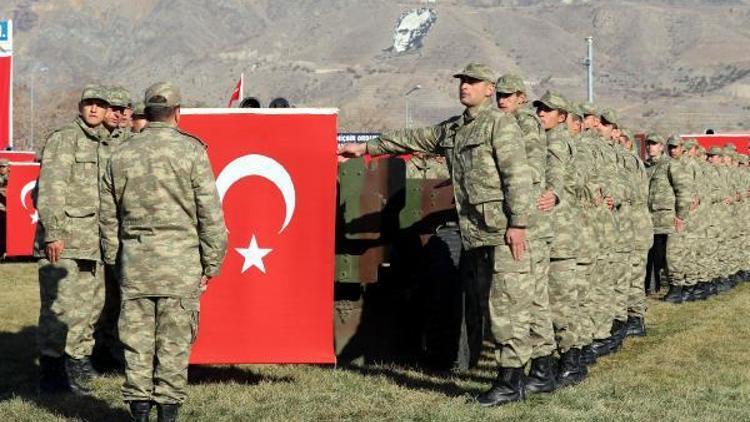 Erzincan’da acemi eğitimlerini tamamlayan erler yemin etti