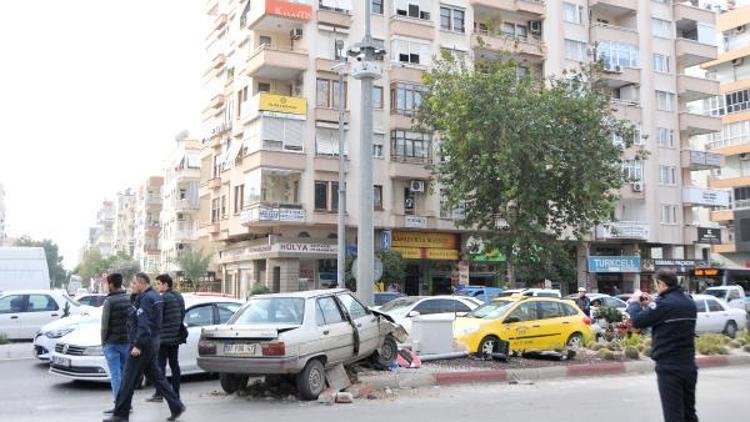 Antalyada trafik kazası: 2 yaralı