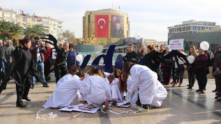 Aydında kadına şiddete tiyatral gösteriyle Dur denildi