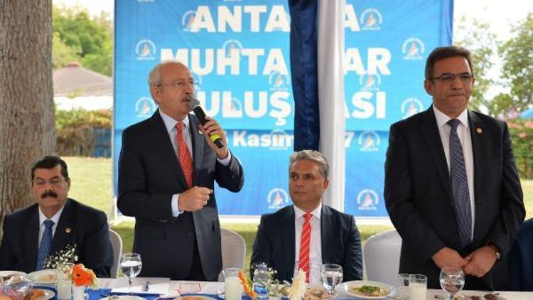 CHP Lideri Kılıçdaroğlu, Antalyada yürüdü / Ek fotoğraflar