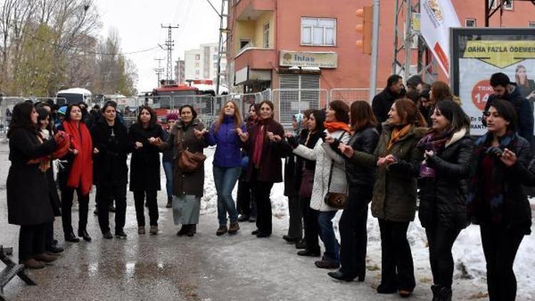 HDPli Kemalbay: Zarrab için üzülecek halimiz yok