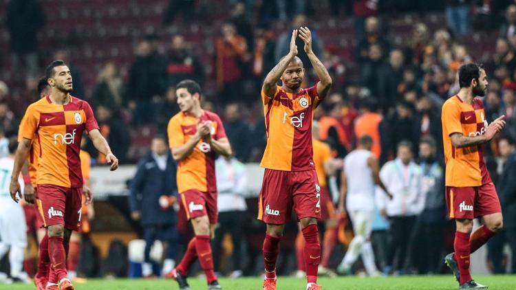 Ağır eleştiri Bu futbolla Galatasaray...
