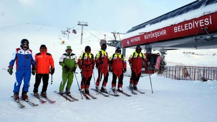 Erciyeste kayak sezonu erken açıldı