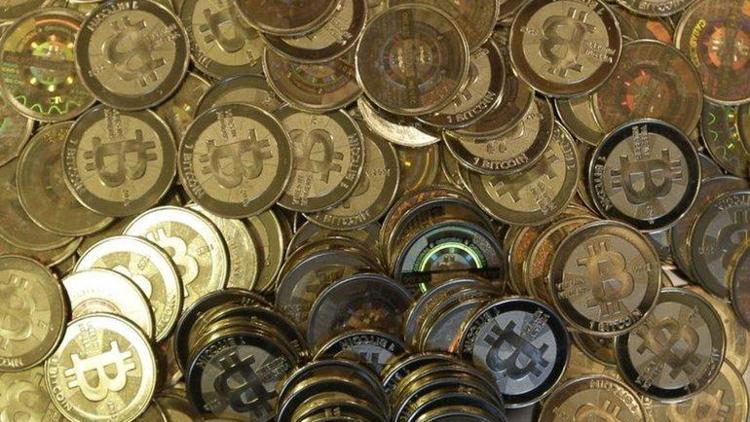 Bitcoin 6 saatte 2.400 dolar düştü