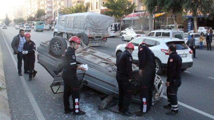 Otomobil takla attı, sürücü yaralandı