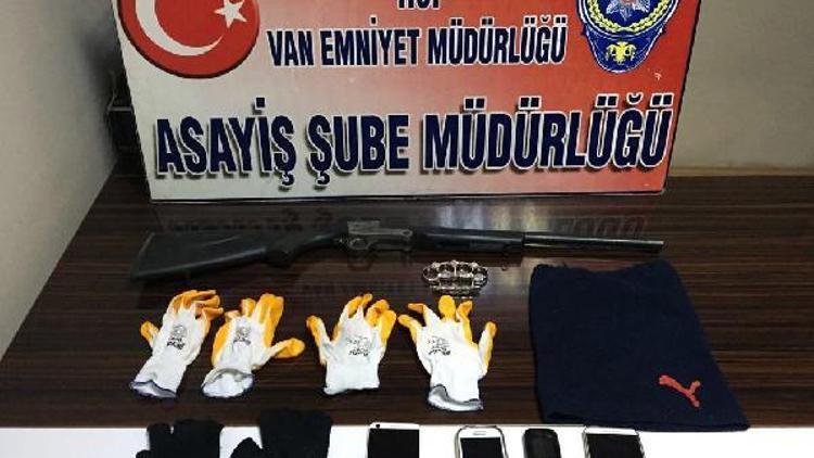 Van’da kasa hırsızlığı şüphelisi 5 kişi tutuklandı