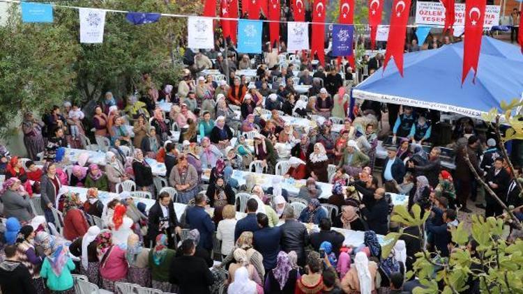 Başkan Çerçioğluna köylülerden yemekli teşekkür
