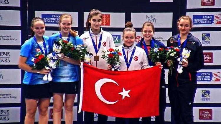 Badmintoncu kızlarımız Avrupa şampiyonu