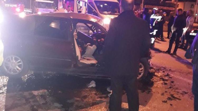 Samsunda otomobil TIRa çarptı: 1 ölü, 1 ağır yaralı